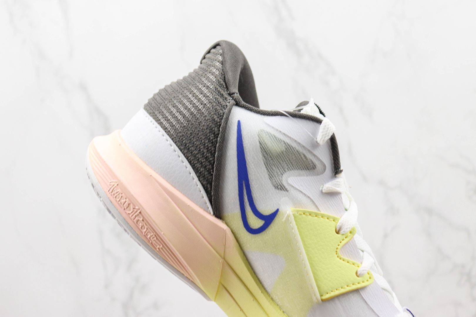 耐克Nike Kyrie Low 5 EP纯原版本欧文5代实战篮球鞋 莆田欧文系列篮球鞋 货号：DJ6014-100
